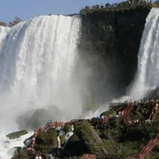 Hiii... Potongan Tubuh Wanita Ditemukan di Dekat Air Terjun Niagara