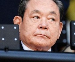 Hah! Bos Samsung Punya Ferrari Langka Curian?