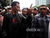 Ada Hercules di Antara Massa Anti John Kei