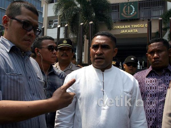 Massa Anti John Kei Demo Kejati DKI Jakarta