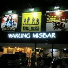 Nostalgia Bioskop Misbar di Warung Makan