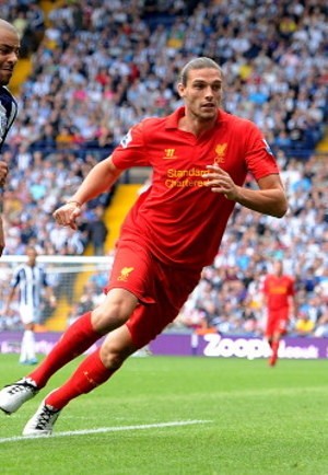 Rodgers Jelaskan Alasan Peminjaman Carroll