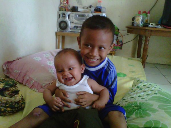 France Putra Areros, 7 Bulan, Lelaki