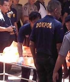 2 Jenazah Terduga Teroris Tiba di RS Polri, Pengamanan Diperketat