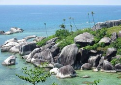 Menyingkap Keindahan di Balik Batu Sindu, Kepulauan Riau