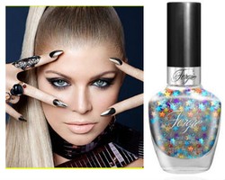 Fergie Rilis Cat Kuku Bertema Glamor