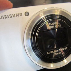 Kapan Galaxy Note II & Galaxy Camera Masuk Indonesia?