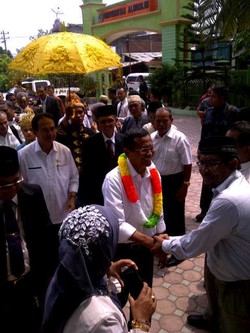 Akhir Pekan, Dahlan Iskan Jadi Dosen di Aceh