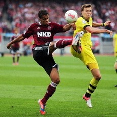 Dortmund Imbang, Schalke Menang