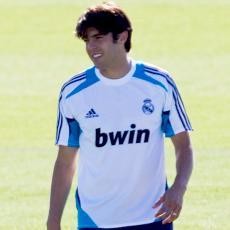 Tak Keluar Bernabeu di Musim Panas, Kaka Menunggu Lagi