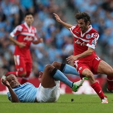 City Tak Pernah Clean Sheet, Kompany Tak Khawatir