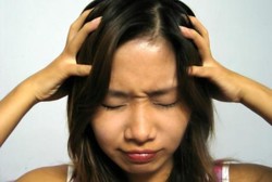 Berlebihan Minum Kopi di Kantor Picu Migrain di Akhir Pekan