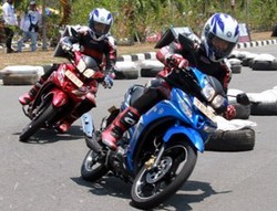 Doni Tata dan Komeng Ramaikan Peluncuran Yamaha Jupiter Z1