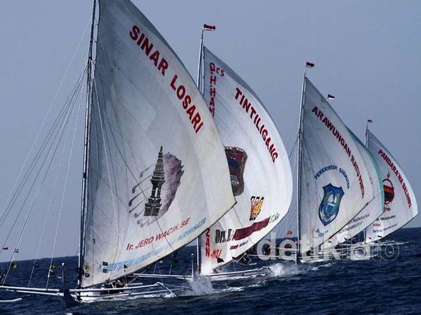 35 Perahu Ikuti Sandeq Race 2012