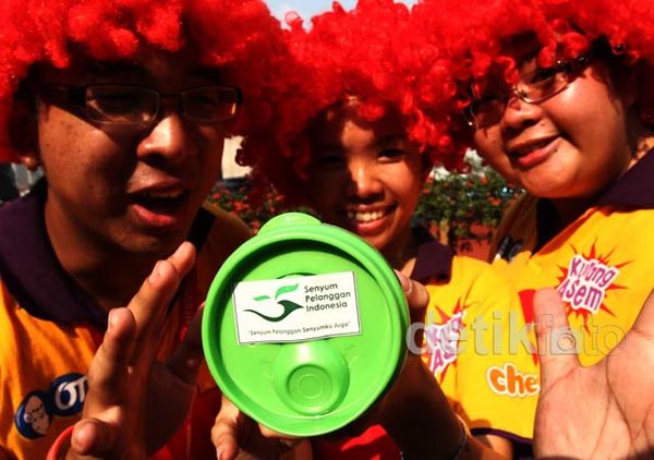 Peringatan Hari Pelanggan di Bundaran HI