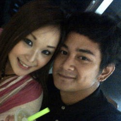 Dwi Andhika Pacari Kimmi Chan?