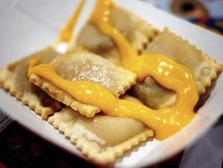 Krenyes Segar, Bir Goreng dari Texas