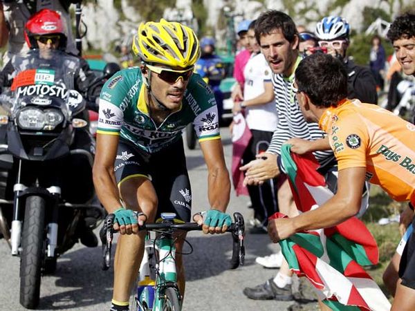 Piedra Jadi Raja Tanjakan di Etape 15 Tour of Spain