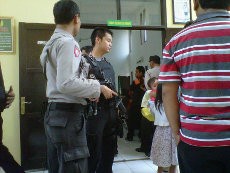 Sidangkan 5 Anggota Ormas Pengeroyok Polisi, PN Depok Dijaga Ketat