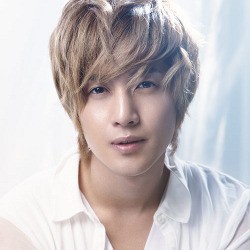 HEAT Kim Hyun Joong Single KPop Terlaris di Jepang
