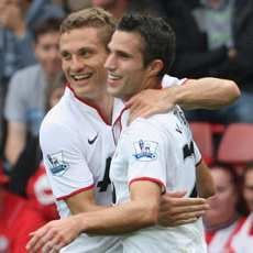 Van Persie Si Petarung Buat Vidic Terkesan