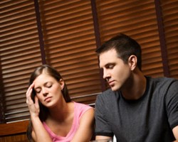 Ketika Cinta Jarak Jauh Membuat Hati Galau