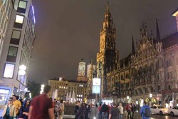 Alun-alun Munich yang Eropa Banget