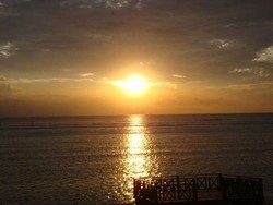 Cahaya Surgawi dalam Senja di Gili Trawangan