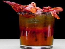 Apa Jadinya Jika Vodka Diracik Bersama Bacon?