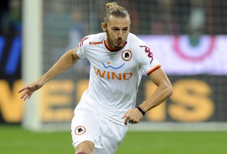Balzaretti Absen Satu Bulan