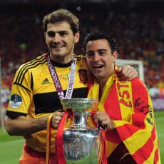 Persahabatan Xavi-Casillas di Atas Rivalitas Barca-Madrid 