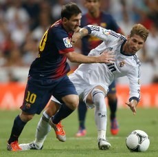 Ancelotti Favoritkan Barca dan Madrid