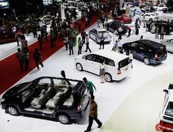 Booking Fee Mobil Bisa Dicicil 3 Kali