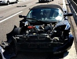 Perjalanan Keliling Dunia dengan Mobil Listrik Berakhir Tragis