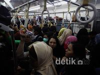 Oktober, Tarif KRL Commuter Line Naik Rp 2 Ribu