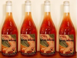 Wuih, Ada Wine Berlabel Gambar Bugil Pangeran Harry!