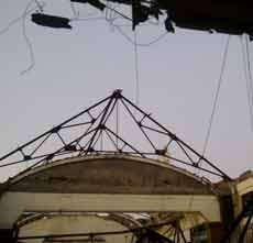 Atap Gedung Balai Pemuda Ambruk