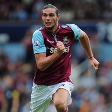 Carroll Diperkirakan Absen Sampai Pertengahan Oktober