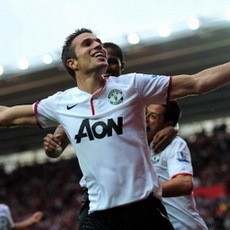 Young: Van Persie Striker Kelas Dunia