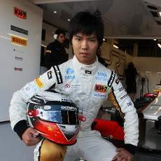 Qing Hua, Pembalap F1 Pertama dari China