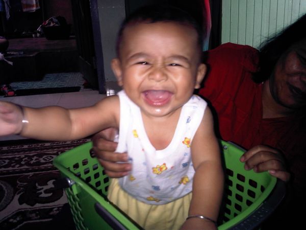 Agung Romeo Sujatwika, 9 Bulan, Lelaki