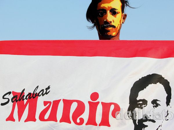 Sahabat Munir Geruduk Istana