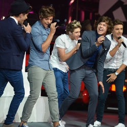 One Direction Raih Best New Artist di MTV VMA 2012