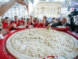 Wow! Cappuccino Terbesar di Dunia Diseduh di Kroasia