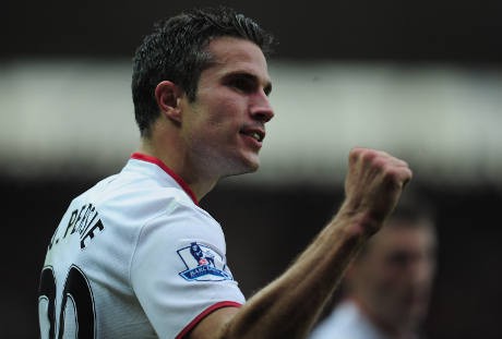 Carrick: RVP Akan Buat MU Lebih Hebat