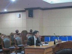 Cukup 3 Minggu, Guru Les Ajukan Uji Materi Minta MK Koruptor Dihukum Mati