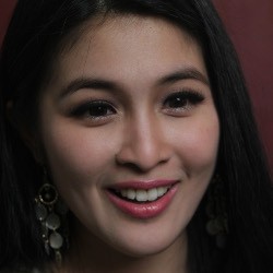 Cegah Perceraian, Sandra Dewi Hanya Mau Nikah dengan Cowok Seagama
