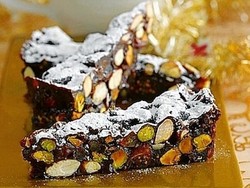 Wangi Legit Panforte, Kue Legendaris dari Siena