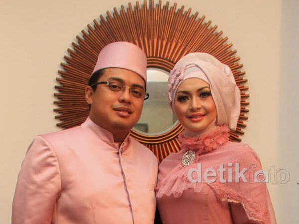 Eddies Adelia Dilamar Ferry Setiawan
