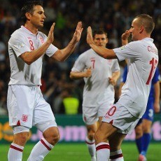 Hodgson Minta Inggris Jaga Momentum